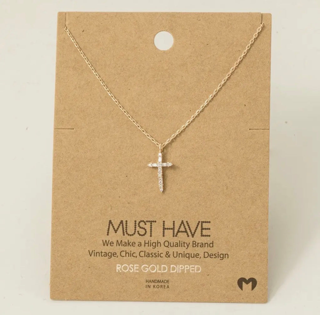 Cross pendant necklace