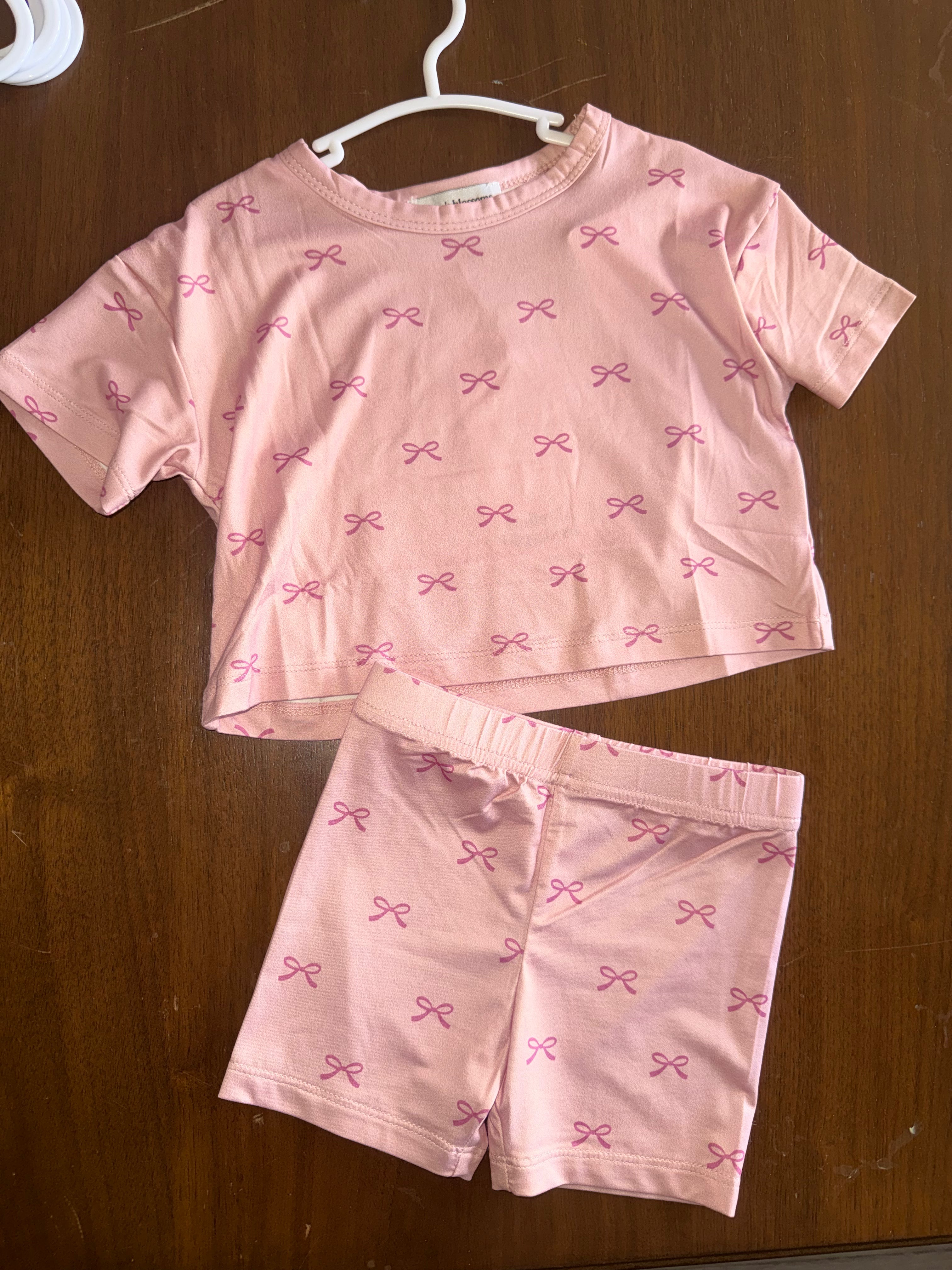 2 piece lounge set- Pink bows